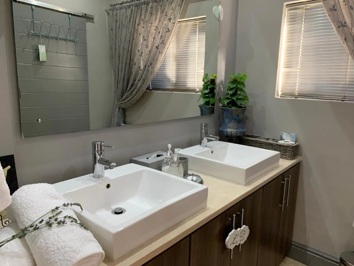 Guest house Brewer House Hotel Port Elizabeth